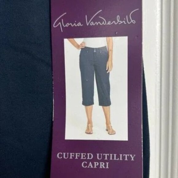 GLORIA VANDERBILT Cuffed Utility Capri Pant  - Roll Cuff - EUC - 18 - Picture 2 of 13